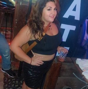 Meet your Posher, Scarlet